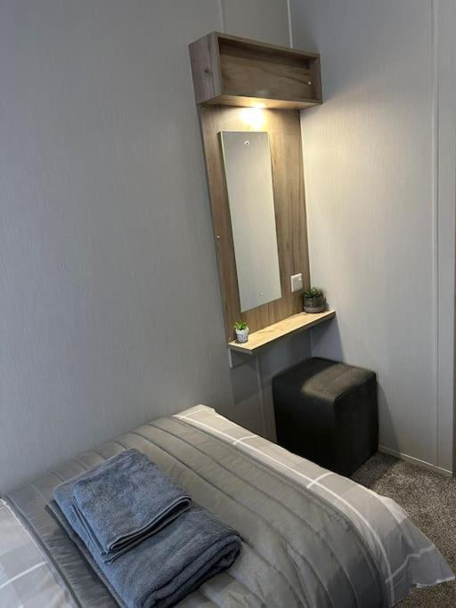 Modern Lodge With Amazing Views Newquay  Exterior photo